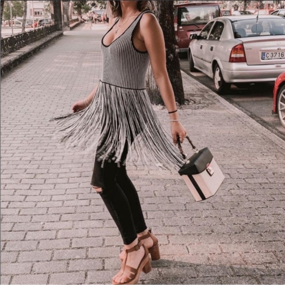 Zara Fringe White & Black Gray Ribbed Tank Top size Medium